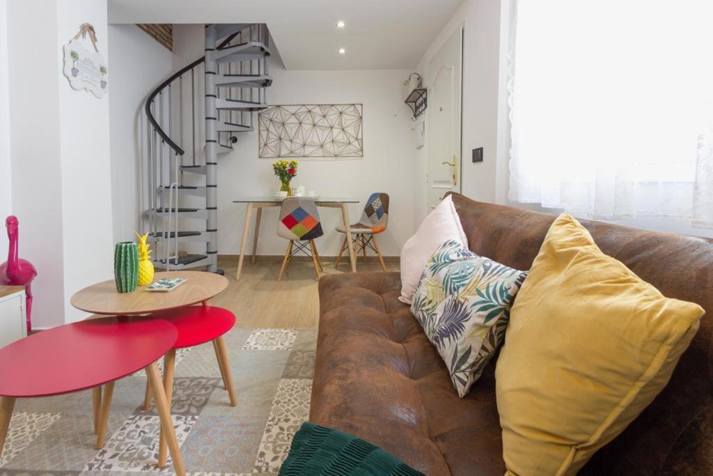Apartamento Vintage En El Centro De Малага Екстериор снимка